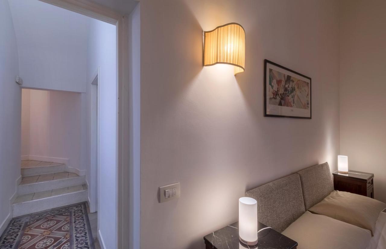 לצ'ה Piazza Duomo B&B מראה חיצוני תמונה