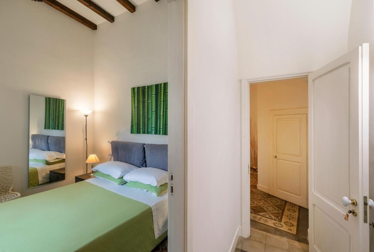 לצ'ה Piazza Duomo B&B מראה חיצוני תמונה