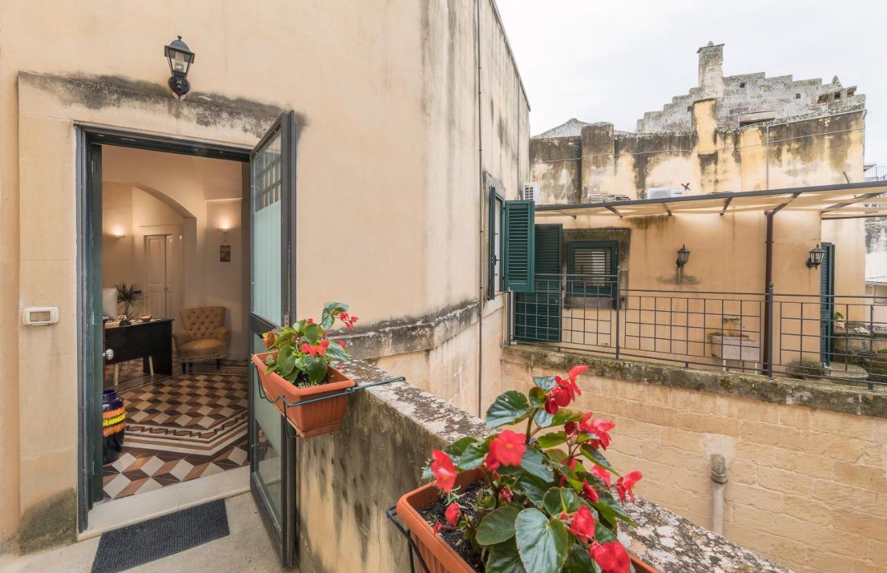 לצ'ה Piazza Duomo B&B מראה חיצוני תמונה