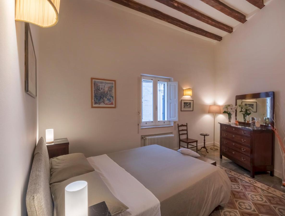לצ'ה Piazza Duomo B&B מראה חיצוני תמונה